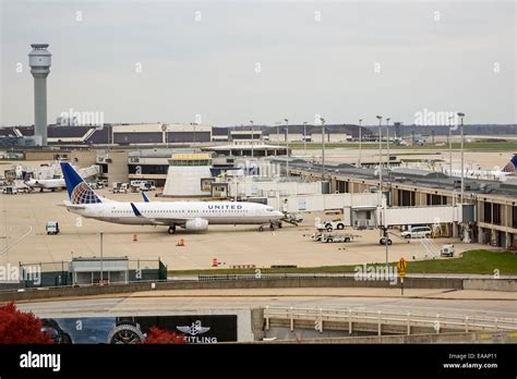 Cleveland hopkins airport cleveland ohio - 1. 2. 3. →. ». (CLE Arrivals) Track the current status of flights arriving at (CLE) Cleveland Hopkins International Airport using FlightStats flight tracker.